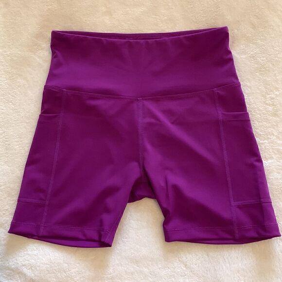 NWT Women's size Small Athletic Yoga Shorts with Pockets High Waisted - Picture 2 of 4
